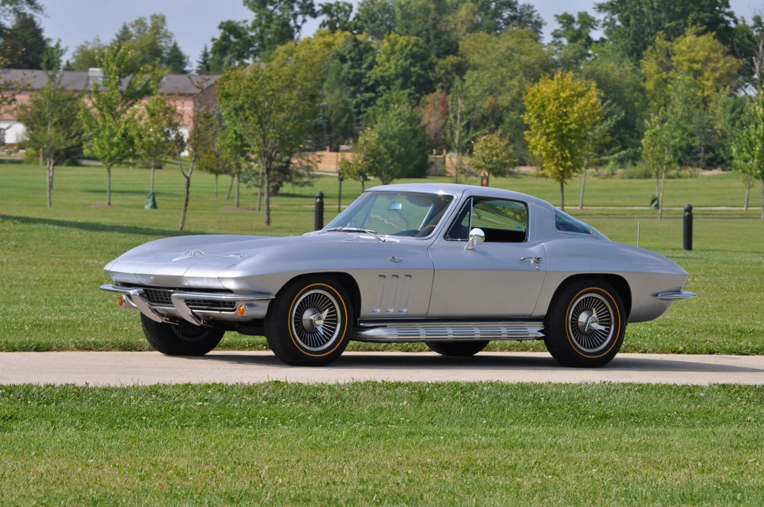 1966 Chevrolet Corvette C2 - Image 14 of 31