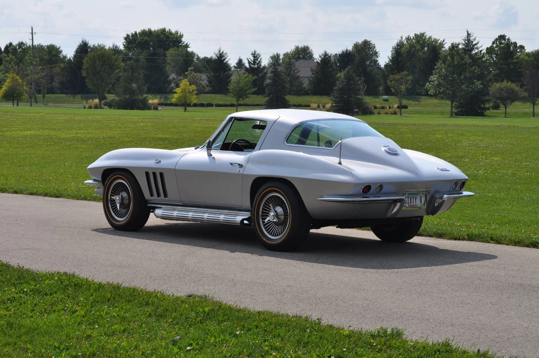 1966 Chevrolet Corvette C2 - Image 20 of 31