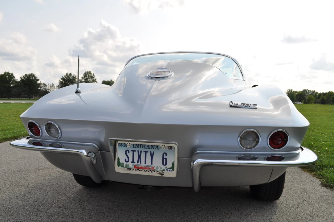 1966 Chevrolet Corvette C2 - Image 25 of 31