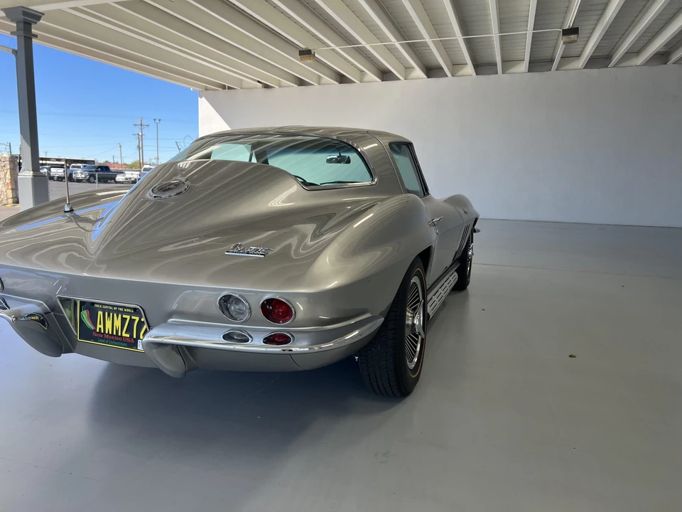 1966 Chevrolet Corvette C2 - Image 24 of 31