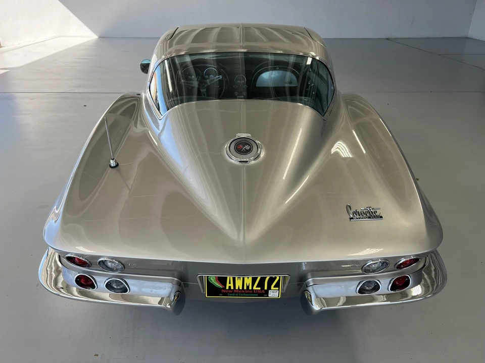 1966 Chevrolet Corvette C2 - Image 10 of 31