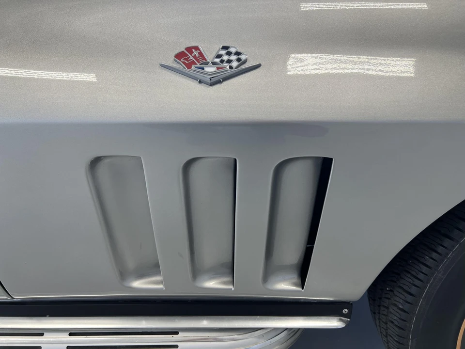 1966 Chevrolet Corvette C2 - Image 26 of 31