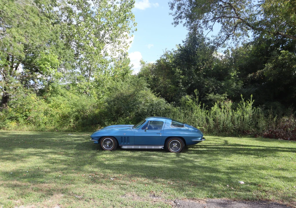 1966 Chevrolet Corvette C2 - Image 7 of 31