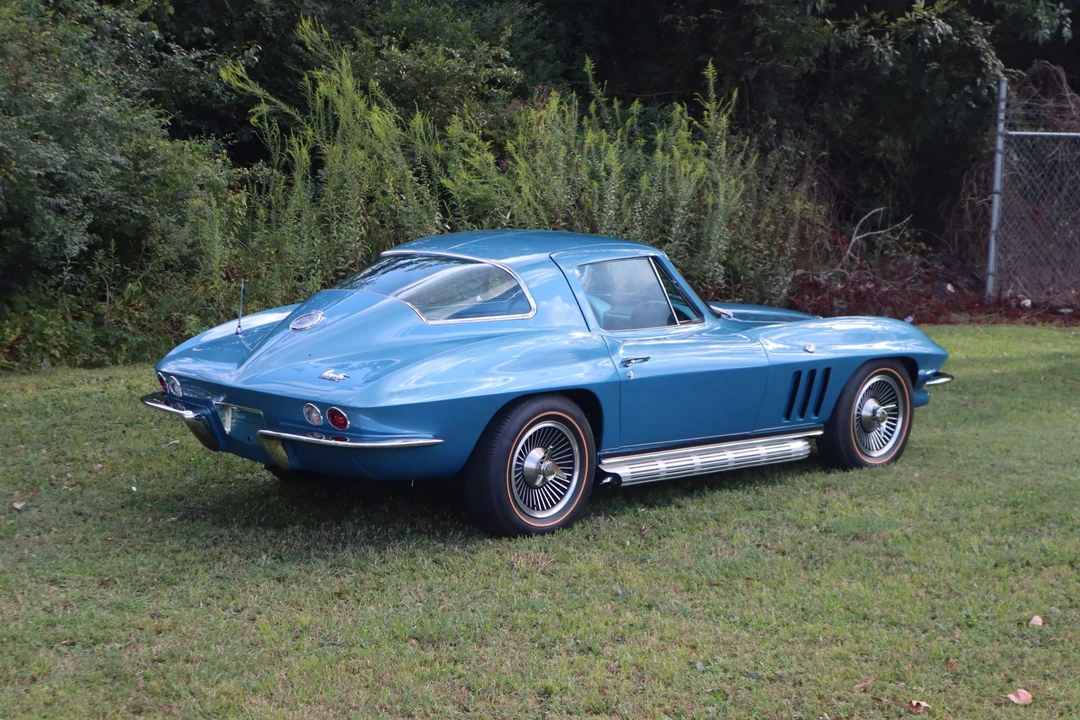 1966 Chevrolet Corvette C2 - Image 15 of 31