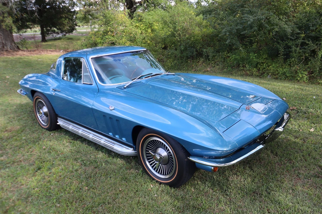 1966 Chevrolet Corvette C2 - Image 20 of 31
