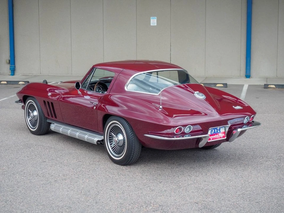 1966 Chevrolet Corvette C2 - Image 2 of 31