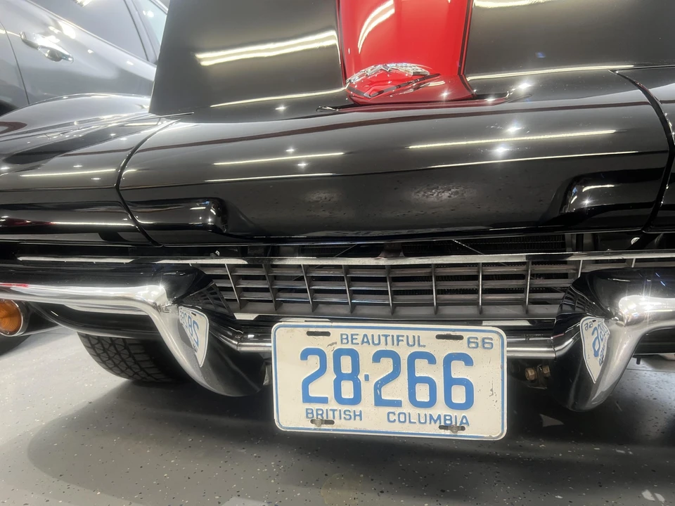 1966 Chevrolet Corvette C2 - Image 28 of 31