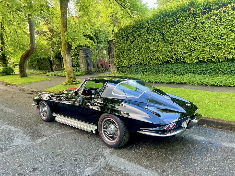 1966 Chevrolet Corvette C2 - Image 5 of 31