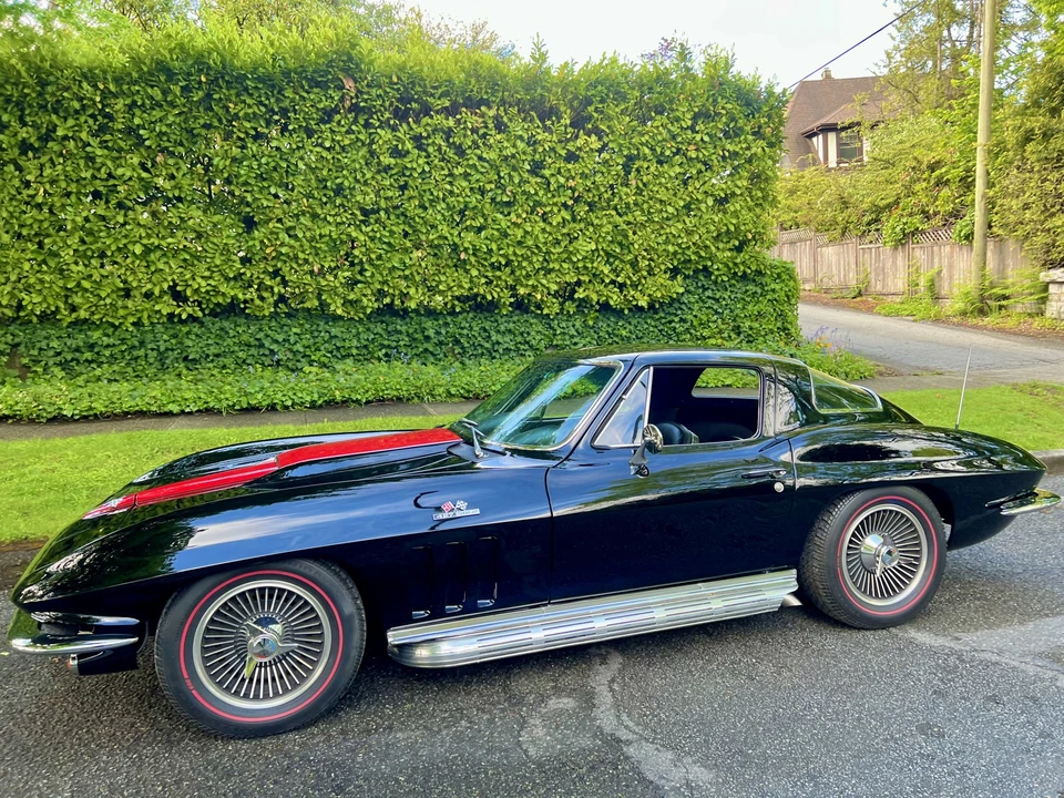 1966 Chevrolet Corvette C2 - Image 3 of 31