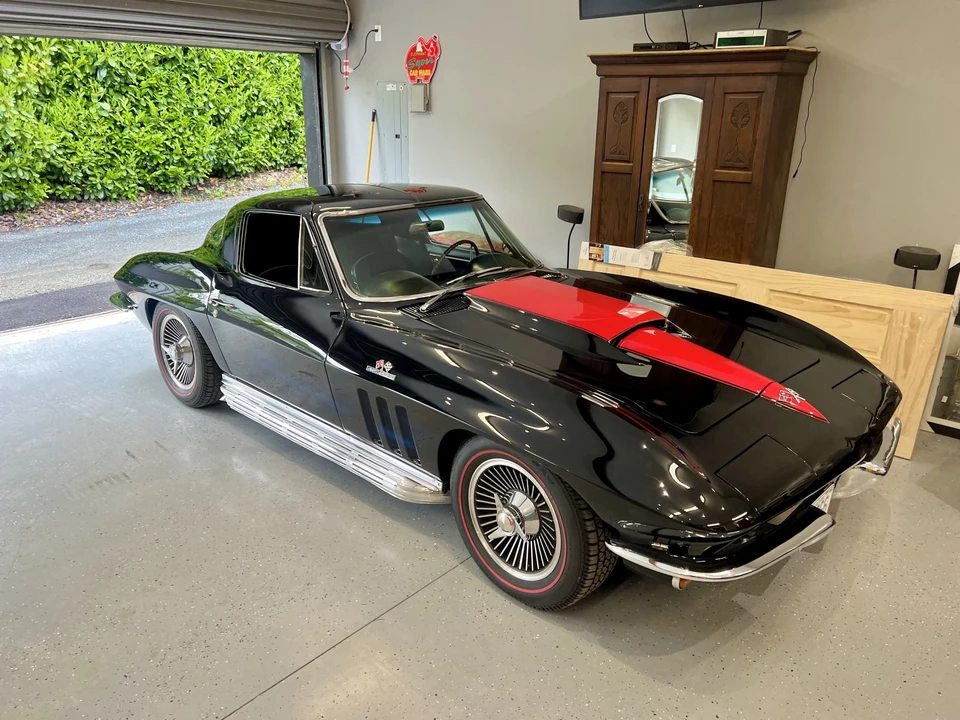 1966 Chevrolet Corvette C2 - Image 19 of 31
