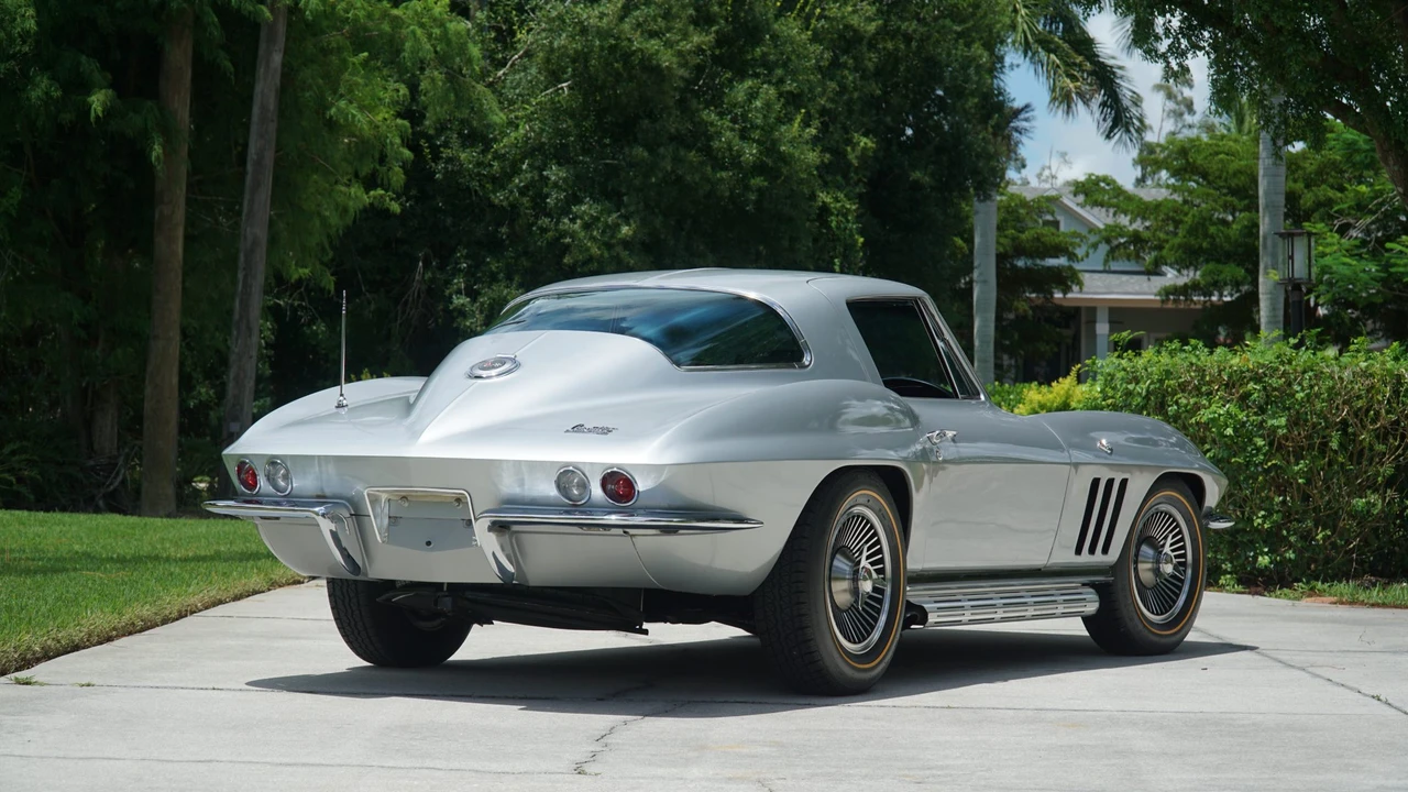 1966 Chevrolet Corvette C2 - Image 25 of 31