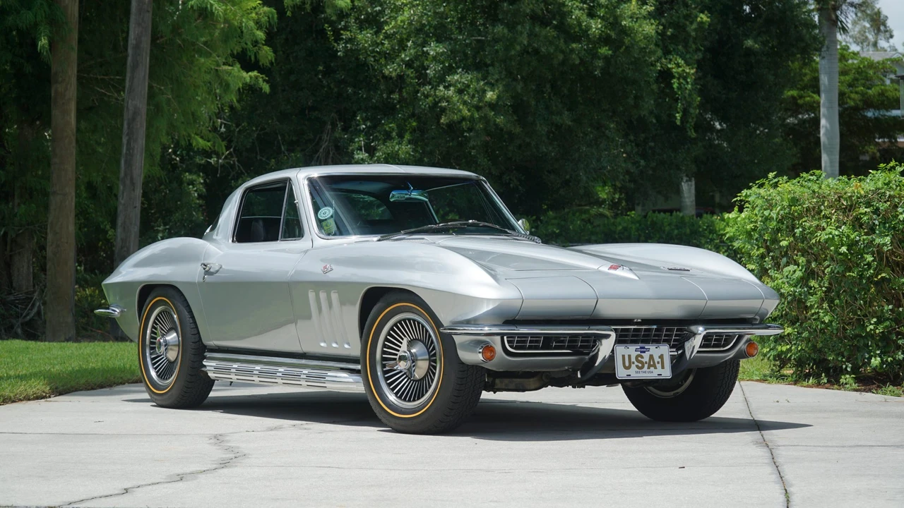 1966 Chevrolet Corvette C2 - Image 14 of 31