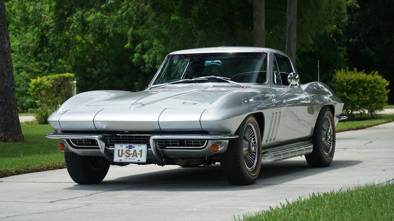 1966 Chevrolet Corvette C2 - Image 7 of 31
