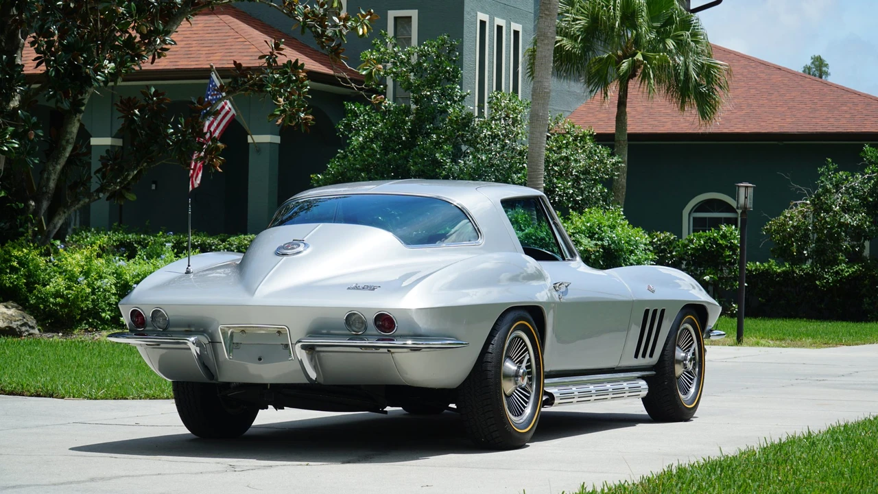 1966 Chevrolet Corvette C2 - Image 28 of 31