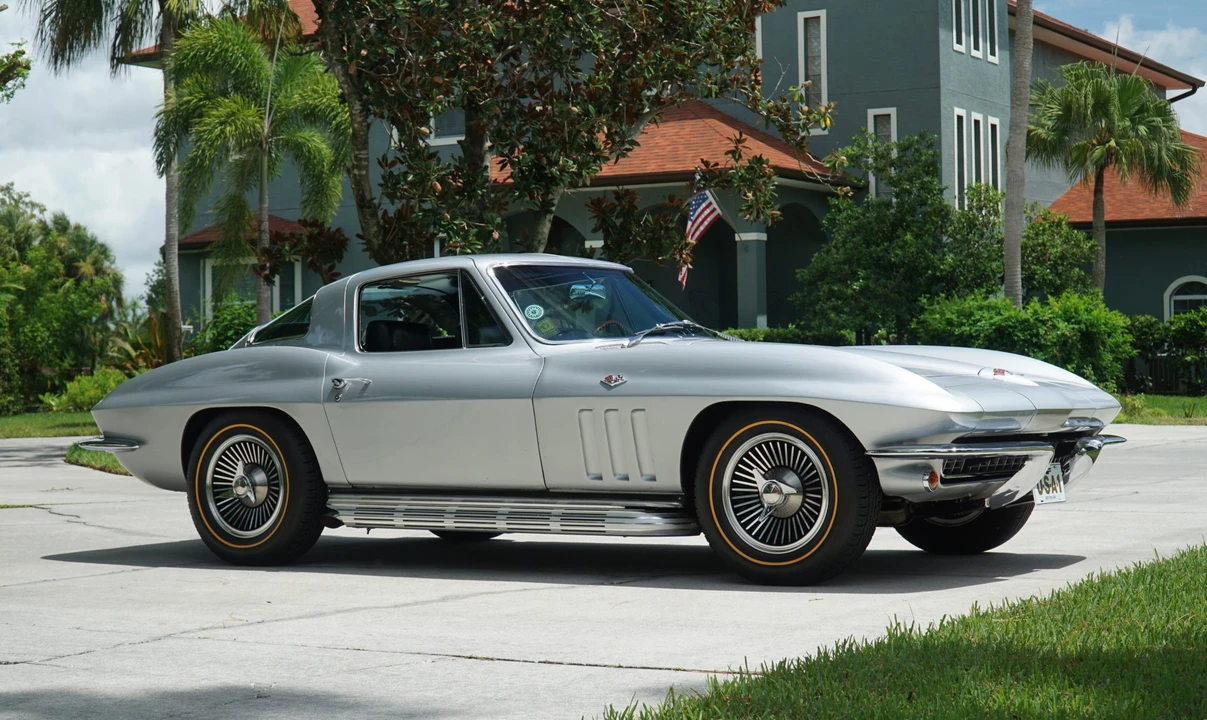 1966 Chevrolet Corvette C2 - Image 18 of 31