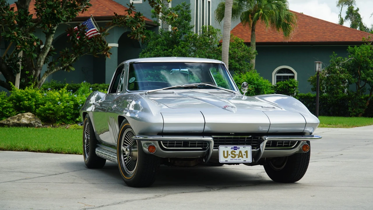 1966 Chevrolet Corvette C2 - Image 12 of 31