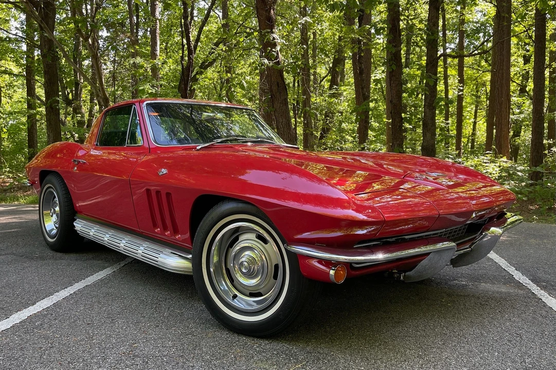 1966 Chevrolet Corvette C2 - Image 1 of 31