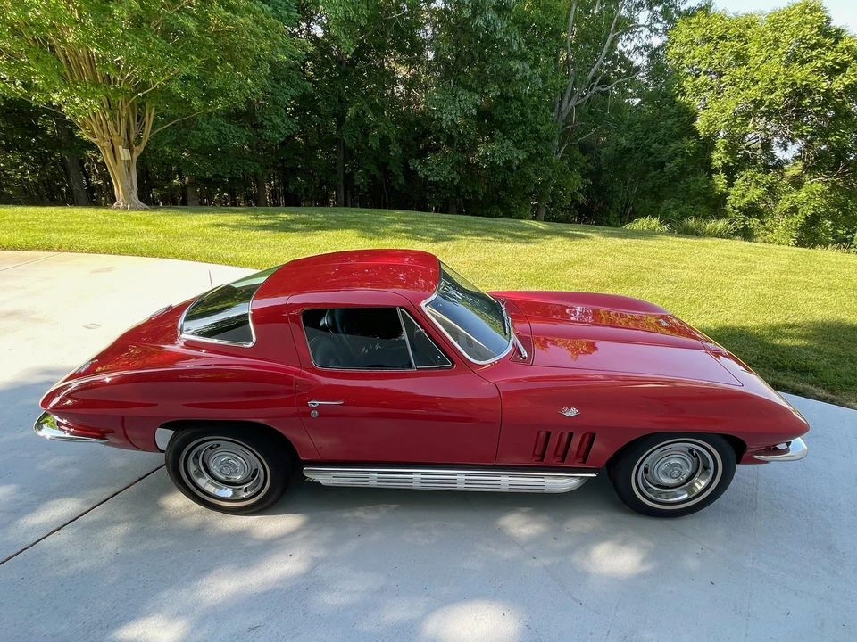1966 Chevrolet Corvette C2 - Image 26 of 31