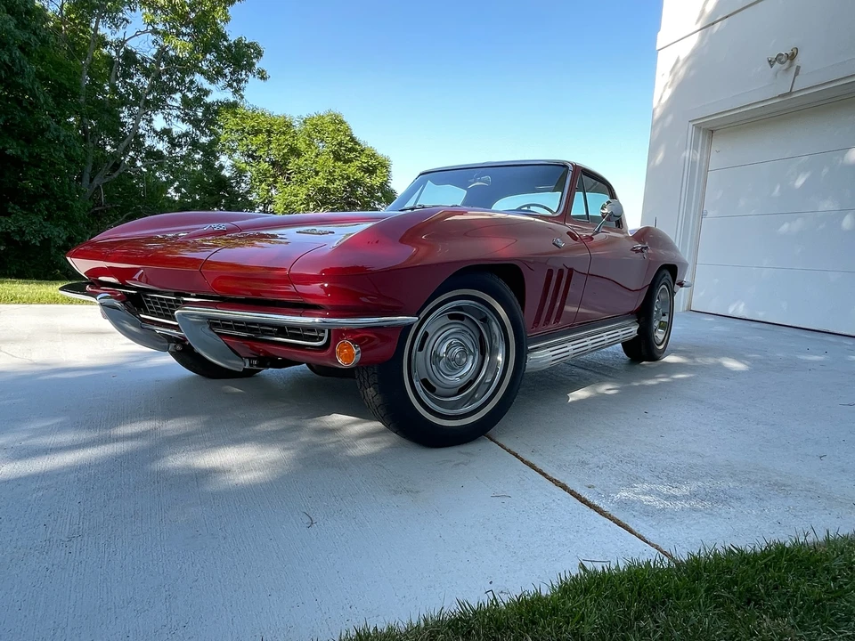 1966 Chevrolet Corvette C2 - Image 4 of 31