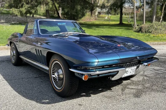 1966 Chevrolet Corvette C2 - Image 3 of 31