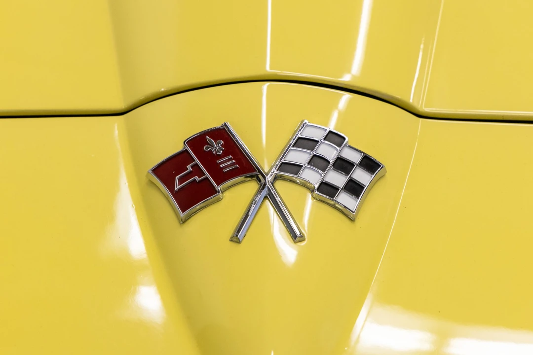 1966 Chevrolet Corvette C2 - Image 25 of 31