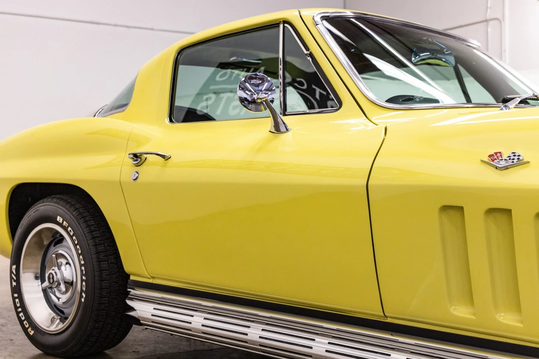1966 Chevrolet Corvette C2 - Image 10 of 31
