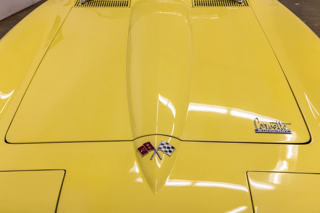 1966 Chevrolet Corvette C2 - Image 24 of 31