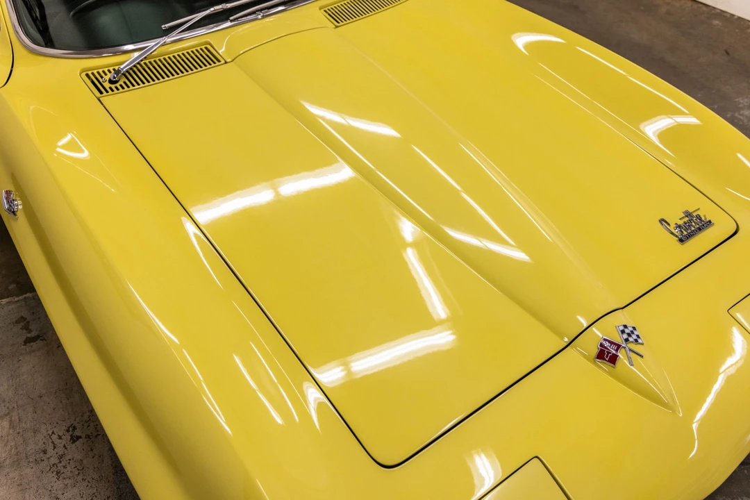 1966 Chevrolet Corvette C2 - Image 22 of 31