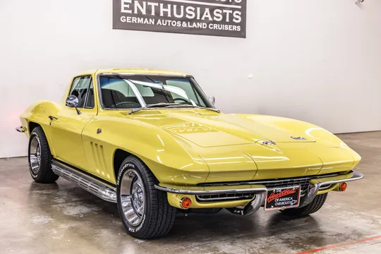 1966 Chevrolet Corvette C2 - Image 4 of 31