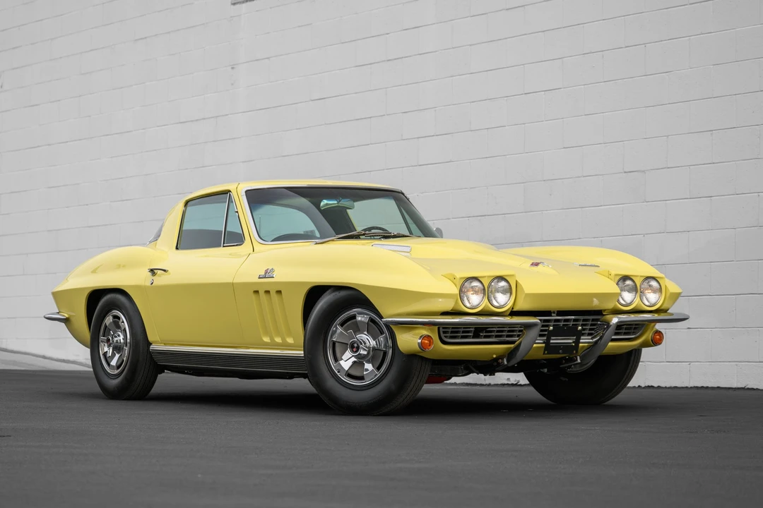 1966 Chevrolet Corvette C2 - Image 8 of 31