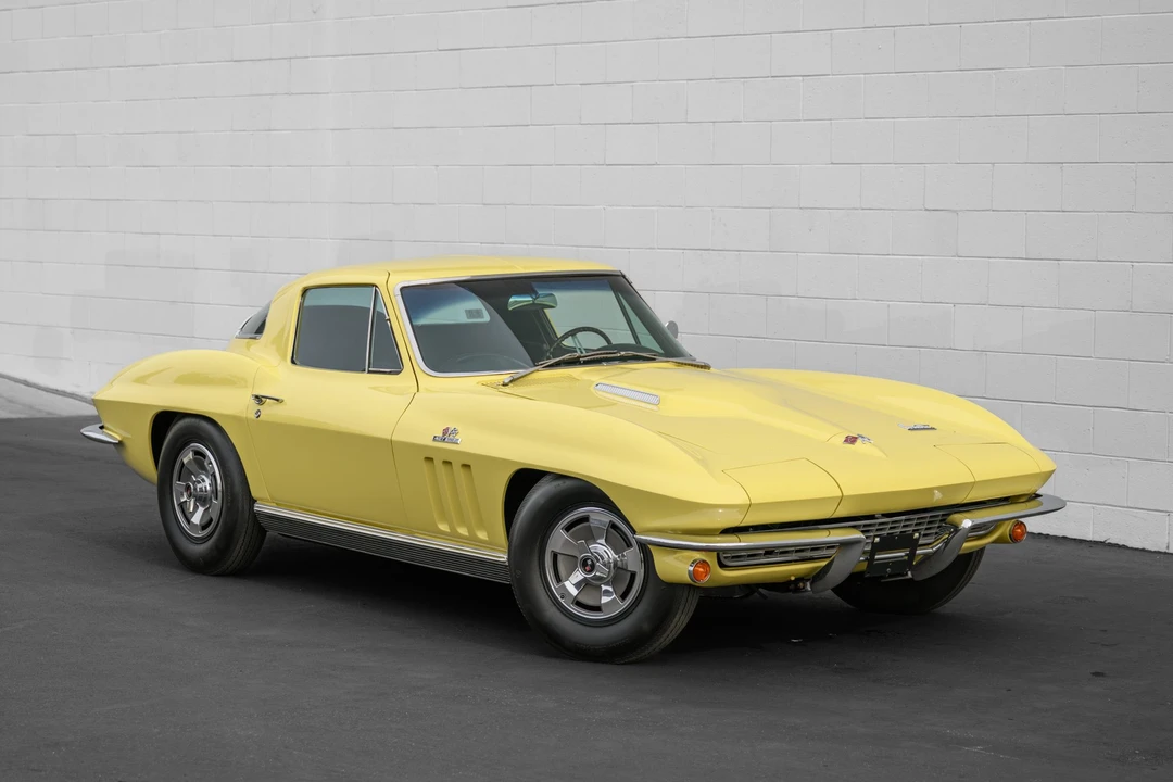 1966 Chevrolet Corvette C2 - Image 10 of 31