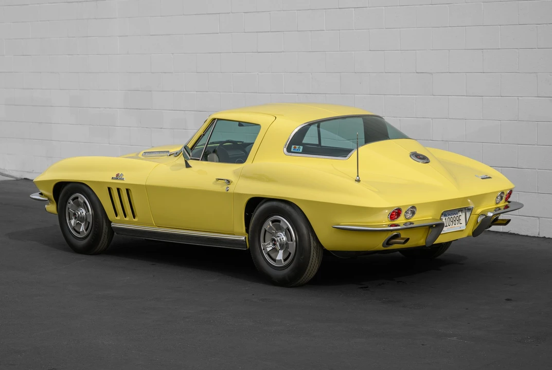 1966 Chevrolet Corvette C2 - Image 20 of 31
