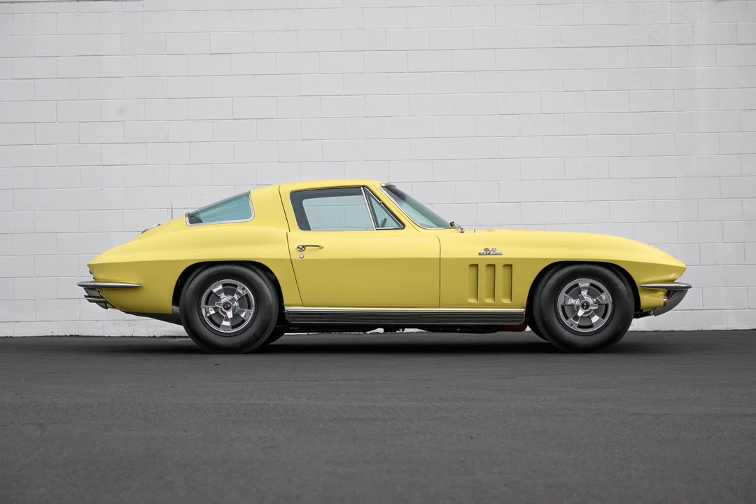 1966 Chevrolet Corvette C2 - Image 11 of 31
