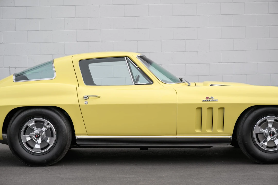 1966 Chevrolet Corvette C2 - Image 26 of 31