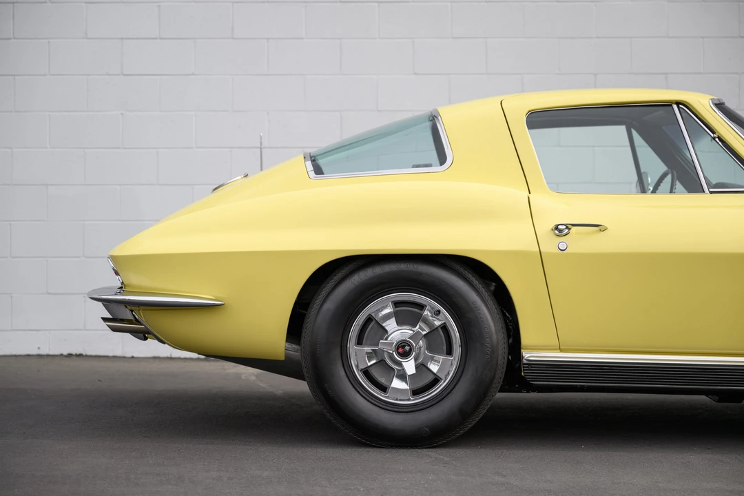 1966 Chevrolet Corvette C2 - Image 25 of 31