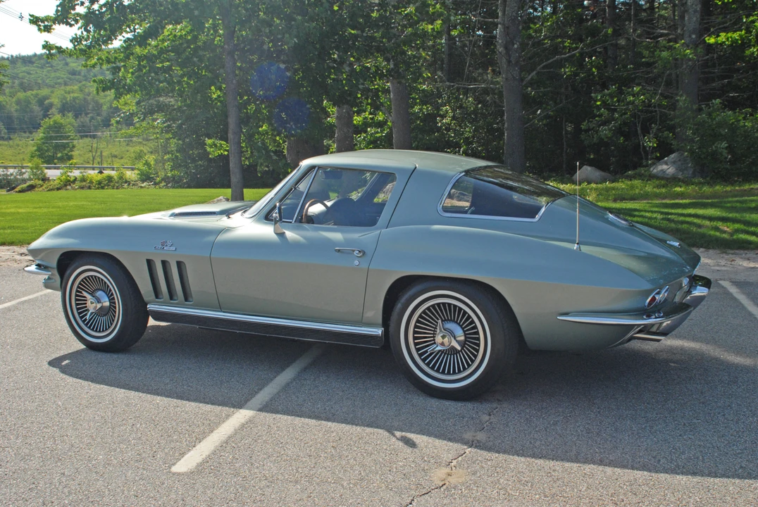 1966 Chevrolet Corvette C2 - Image 4 of 31