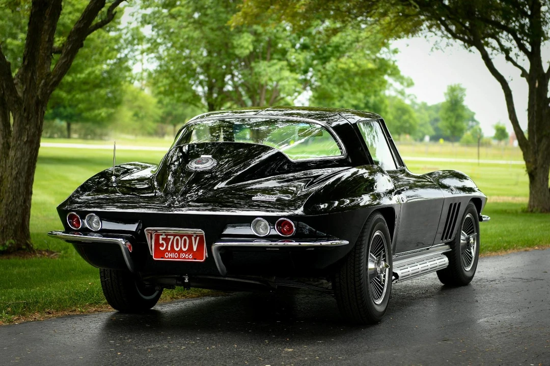 1966 Chevrolet Corvette C2 - Image 6 of 31