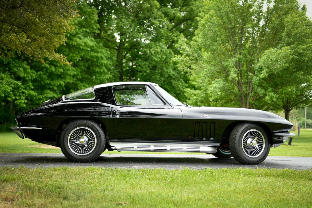 1966 Chevrolet Corvette C2 - Image 7 of 31