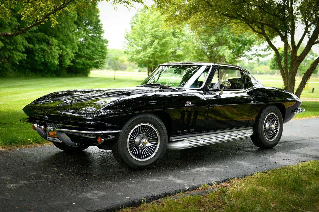 1966 Chevrolet Corvette C2 - Image 2 of 31