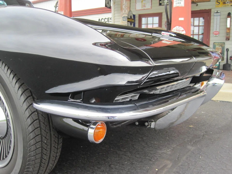 1966 Chevrolet Corvette C2 - Image 9 of 31