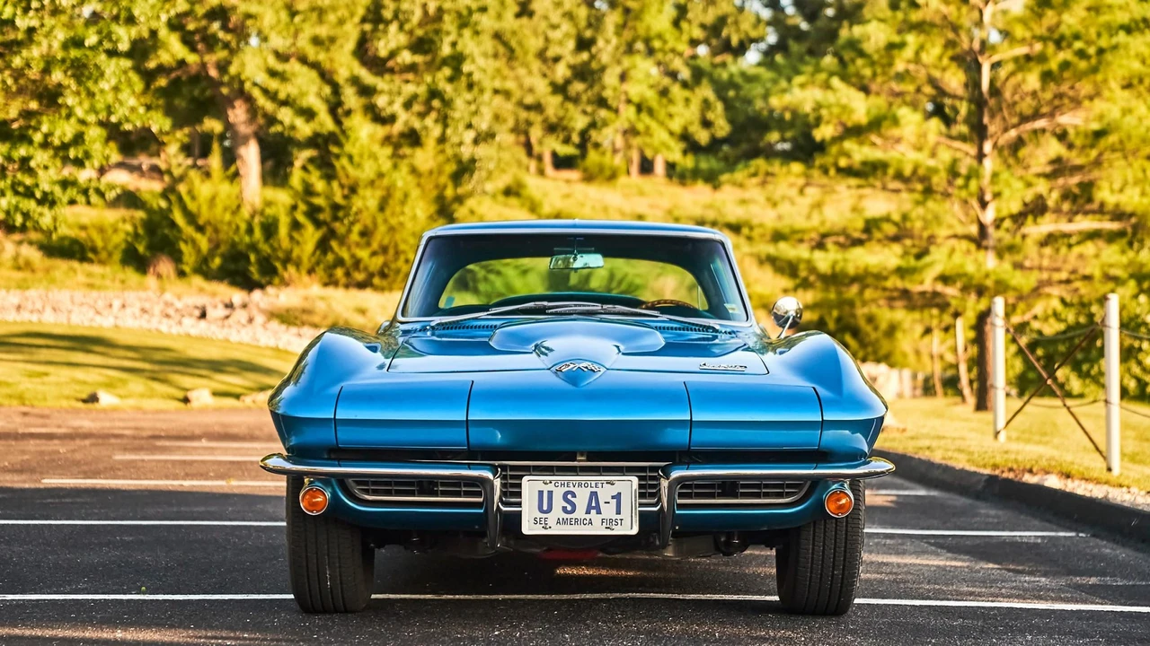 1966 Chevrolet Corvette C2 - Image 9 of 31