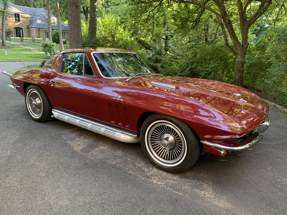 1966 Chevrolet Corvette C2 - Image 5 of 31