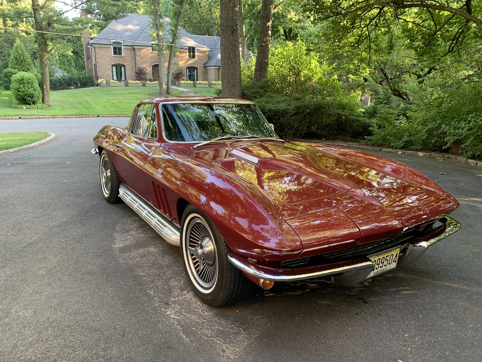 1966 Chevrolet Corvette C2 - Image 2 of 31