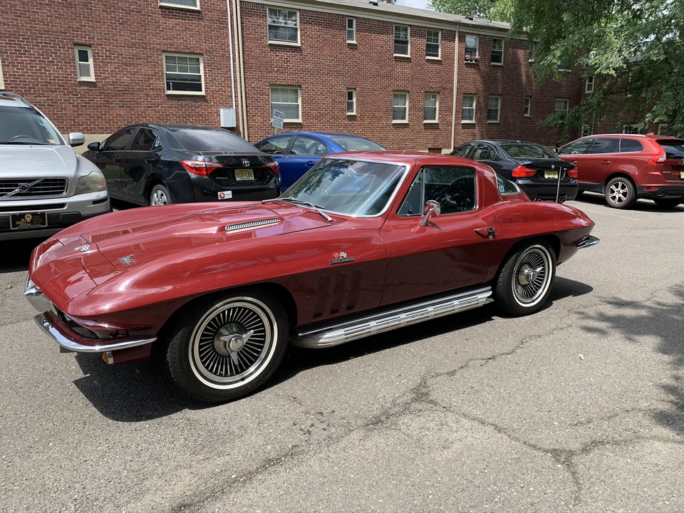 1966 Chevrolet Corvette C2 - Image 28 of 31