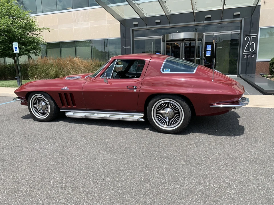 1966 Chevrolet Corvette C2 - Image 30 of 31