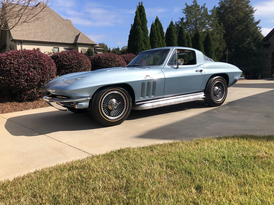 1966 Chevrolet Corvette C2 - Image 5 of 31