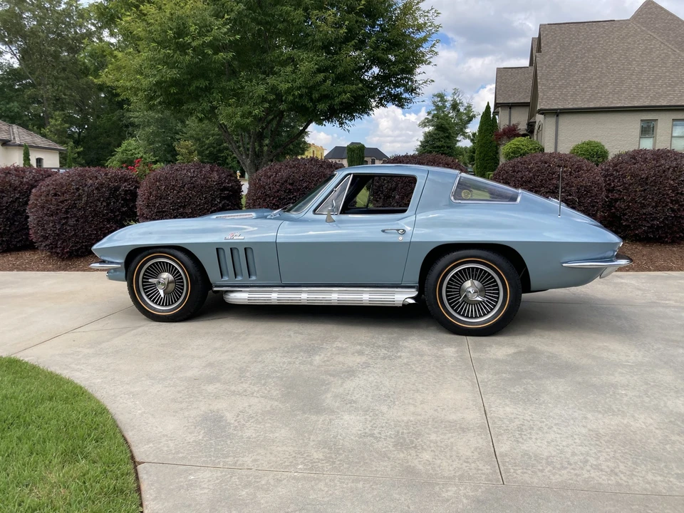 1966 Chevrolet Corvette C2 - Image 6 of 31