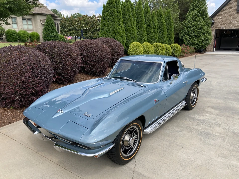 1966 Chevrolet Corvette C2 - Image 3 of 31