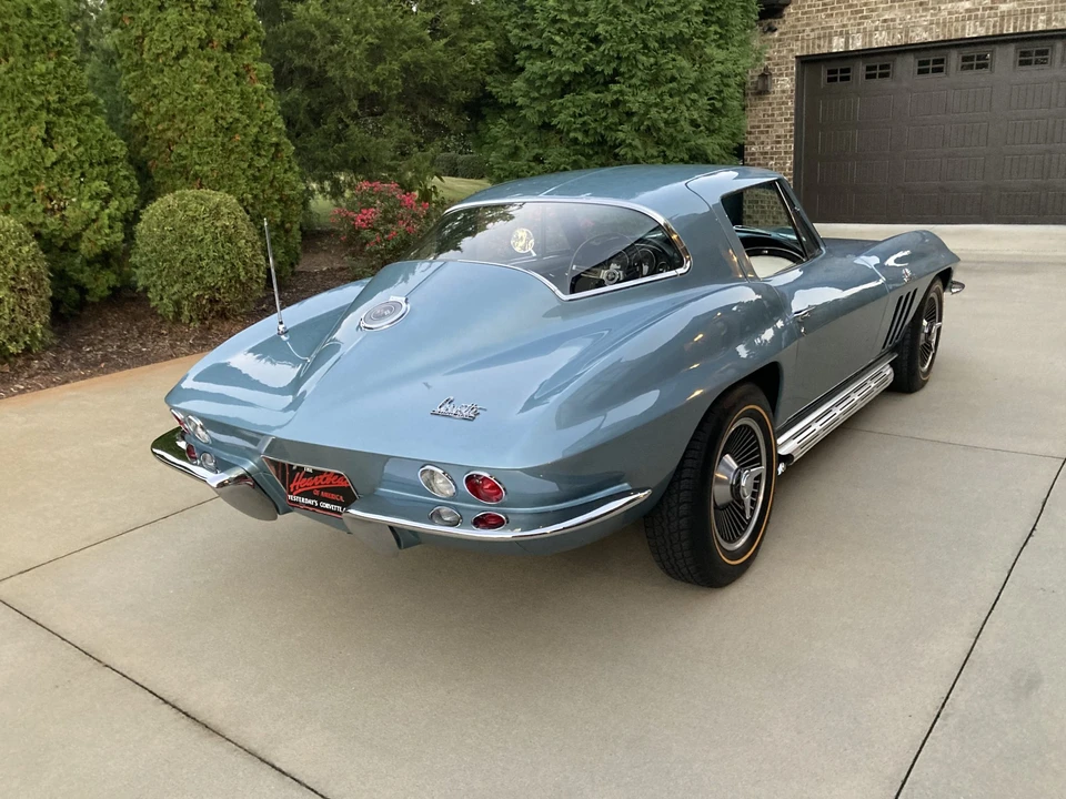 1966 Chevrolet Corvette C2 - Image 15 of 31