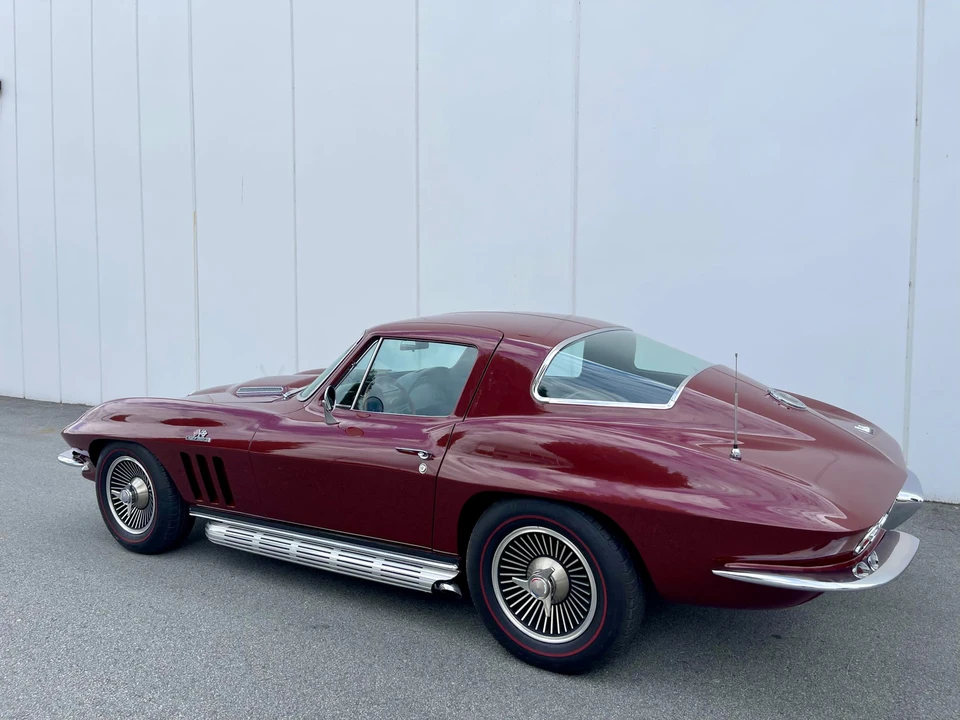 1966 Chevrolet Corvette C2 - Image 8 of 31
